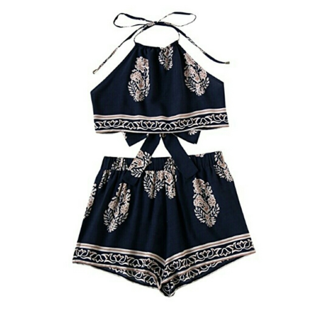 Women outfit two pieces